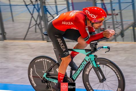 L Quipe Arkea Samsic En Stage Au V Lodrome De Bretagne V Lodrome De