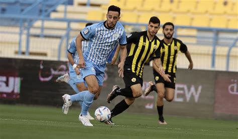 الملك القطراوي يعود لطريق الانتصارات ويعمق جراح الوكرة Stad Al Doha