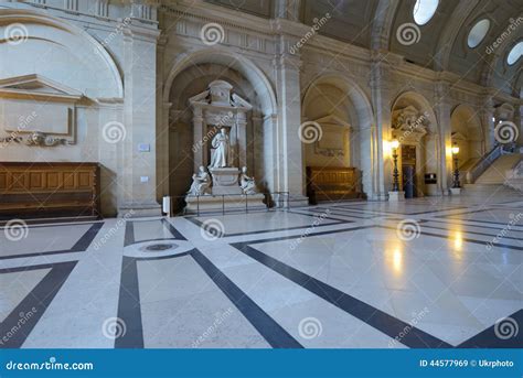 Intérieur De Palais De Justice à Paris Image stock éditorial - Image du ...