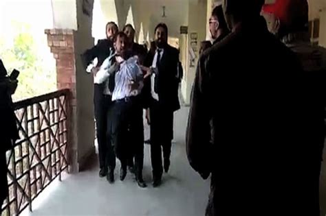 Two Lawyers Shot Dead In Firing In Lahore Sessions Court Pakistan