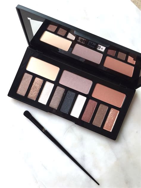 Kat Von D Shade and Light Eye Contour Palette: A quick review — Covet ...