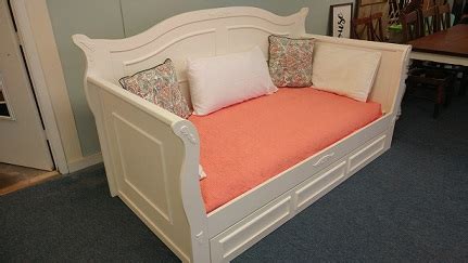 French Country Daybed | Farmhouse Furniture | Knoxville TN