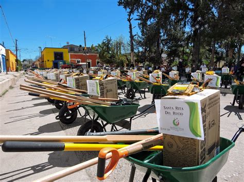 Entrega Sedarh Apoyos A Agricultores Y Ganaderos De Soledad Y En