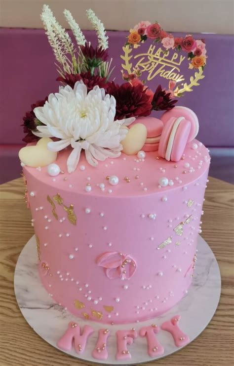 Custom Soft Icing Cake With Fresh Flowers And Fondant Macarons X