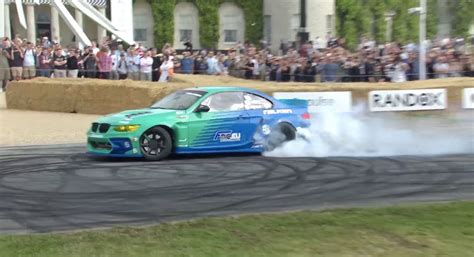 This E92 BMW M3 Put On An Epic Drift And Smoke Show At The 2022