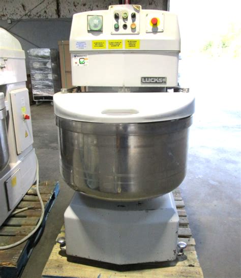 Lucks Sm Spiral Mixer Bakery Dough V Lb Capacity Vision