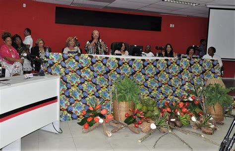 Sessão Solene homenageia mulheres na Câmara Municipal de Alagoinhas