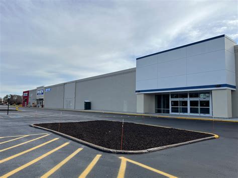 Developer confirms Big Lots will no longer open at Shopko development