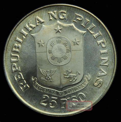 1974 25 Piso Banko Sentral 25th Anniversary Silver Coin 17