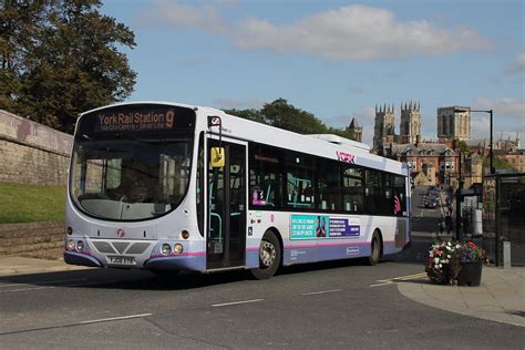 69376 YJ08 XYR 1 First York Volvo B7RLE Wright Eclipse Flickr