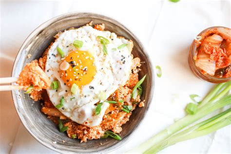 15 Minute Kimchi Cauliflower Fried Rice With A Perfect Egg On Top Abra S Kitchen