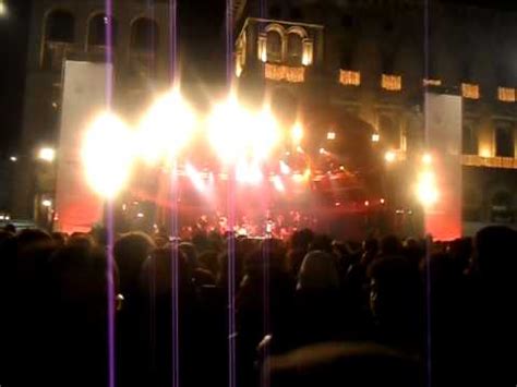 Capodanno Milano Piazza Duomo Vinicio Capossela Maraj Youtube