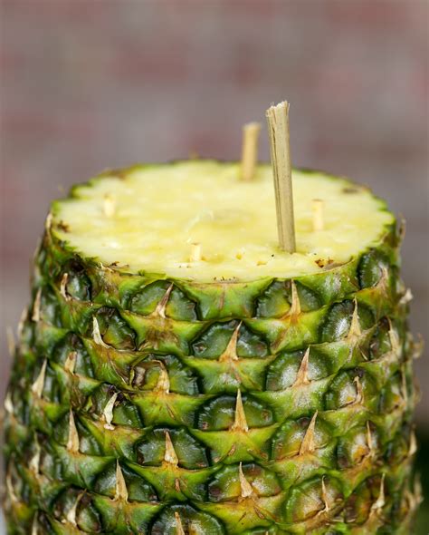 Pineapple Palm Tree Fruit Tray - How to Make a Pineapple Palm Tree