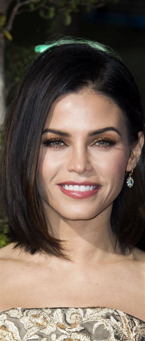 Jenna Dewan Tatum On Red Carpet ‘hail Caesar Premiere In Westwood