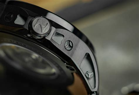 Nubeo Uhren: Abgespactes Satelliten-Design im Test | CHRONONAUTIX Uhren ...