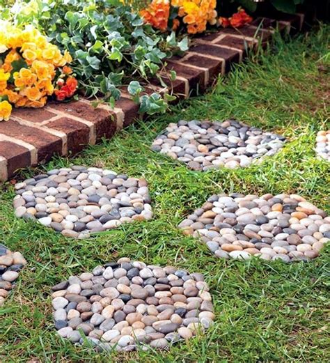 Diy Stone Decor To Make Your Garden Look Like A Professional Has Did It