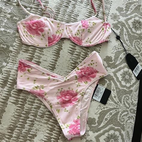 Iso Frankies Bikinis Amore Mio Set Size Xs Both Depop