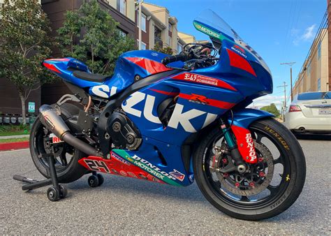 2016 Yoshimura Suzuki GSX R1000 MotoAmerica Superbike Iconic