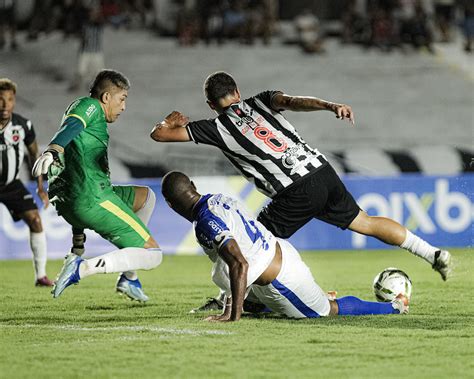 Pombal Ec X Botafogo-pb - Botafogo-PB goleia Pombal e é novo líder do Campeonato Paraibano