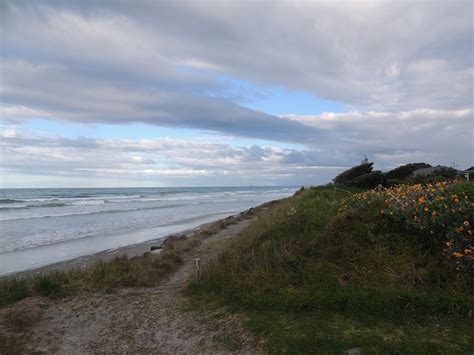 THE ROAD TAKEN : Waihi Beach