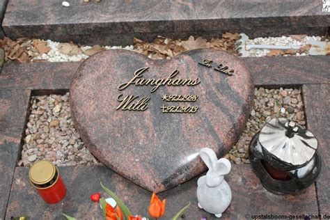 Grab Von Willi Junghans 27 01 1928 27 01 2013 Friedhof Wybelsum