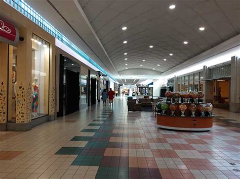 The 10 Best Shopping Malls in Jacksonville