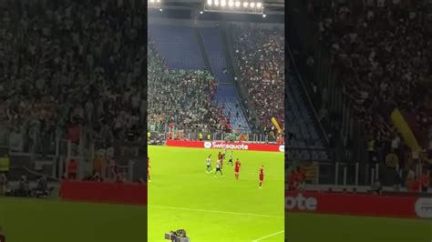 Rissa Tifosi Betis Siviglia Contro I Romanisti Allo Stadio Olimpico