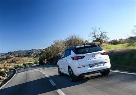 Opel Grandland Gse La Suv Compatta Sportiva Ibrida X Da Cv