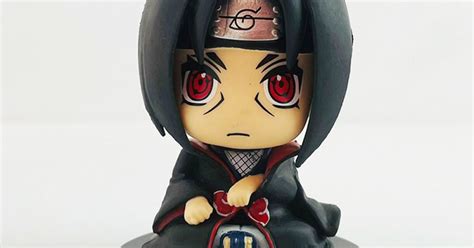 Anime Uchiha İtachi Oturan Mini Figür