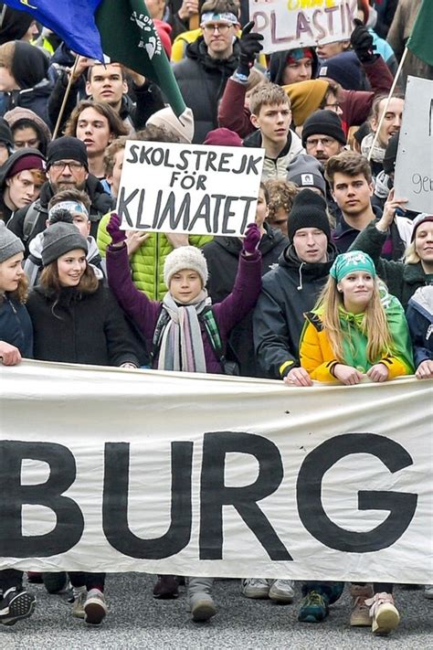 Fridays For Future In Hamburg Tausende Demonstrieren Mit Greta