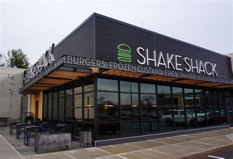 Shake Shack To Open In West Hartfords Corbin Collection On April 27