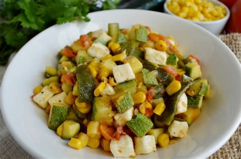 Deliciosas Calabacitas Con Elote Rajas Y Queso En Minutos