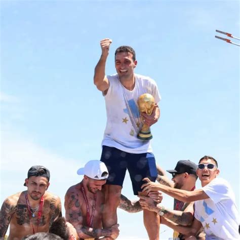 Lionel Scaloni Confirmó Que Seguirá Como Dt De La Selección Argentina Filo News