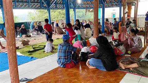 Korban Tertimbun Longsor Di Subang Bertambah Dua Orang Meninggal