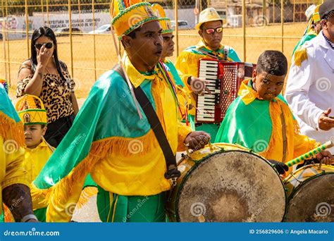 Congadas Es Un Festival Folclórico Típico De Brasil Foto Editorial