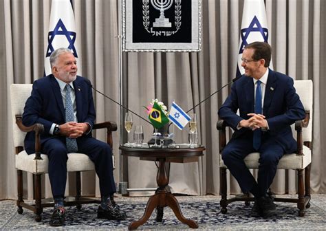 Novo Embaixador Do Brasil Em Israel Apresenta Credenciais Ao Presidente