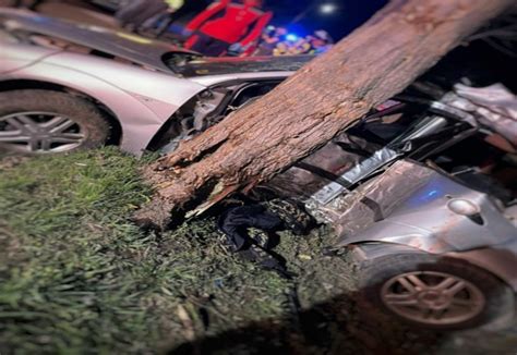 Accident înfiorător Un tânăr de 18 ani a decedat Alte două persoane