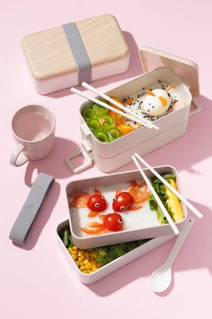 Variedade de caixa bento japonesa Foto Grátis