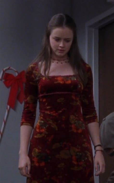 Rory Gilmore Red Christmas Outfit Gilmore Girls Outfits Gilmore