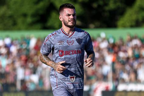 Fluminense Divulga Lista De Relacionados Contra O Botafogo Sem Cris