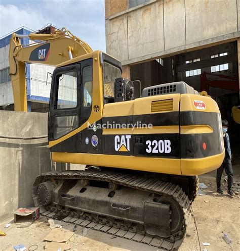 Caterpillar 320b Tracked Excavator For Sale China Shanghai Rv25137