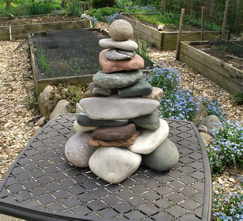 Garden Cairn Re Stackable Beach Stone Cairn Sculpture Rock Cairn For