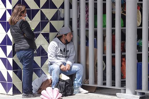 Quién apoya a las familias de pacientes que duermen afuera de hospitales