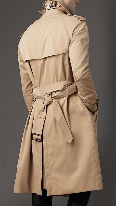 Arriba 62 Imagen Burberry Trench Coat Back Viaterramx