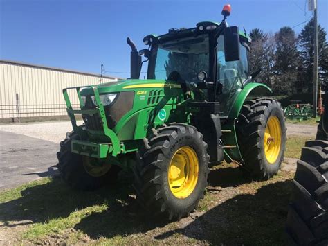 John Deere R