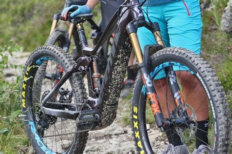 Fox Launches E-Live Valve For E-Bikes | MTB-MAG.COM