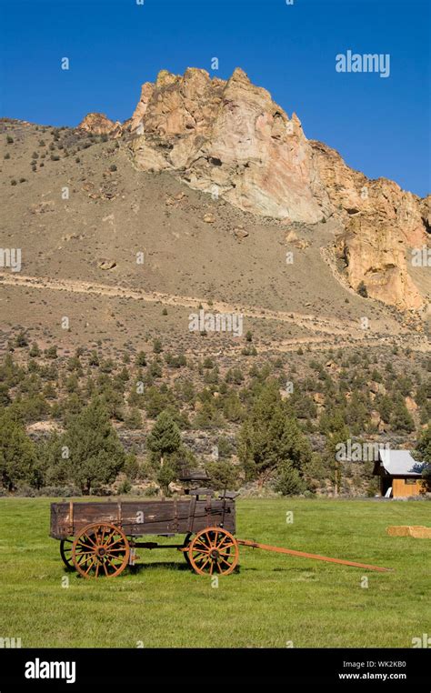 Smith Rock And An Old Wagon In Oregon State Usa Stock Photo Alamy