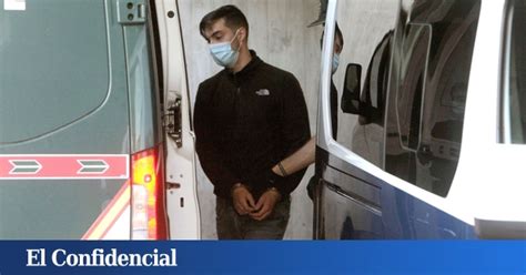 El Juez Sienta En El Banquillo A Los Cinco Acusados Por El Asesinato De