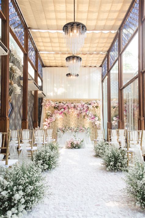 palm court by OollieFlora | Bridestory.com