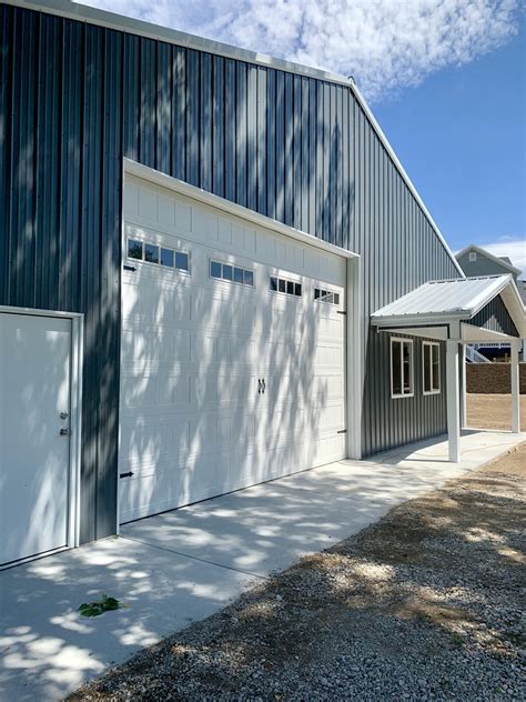 Medium Grey And White Barn Roper Buildings